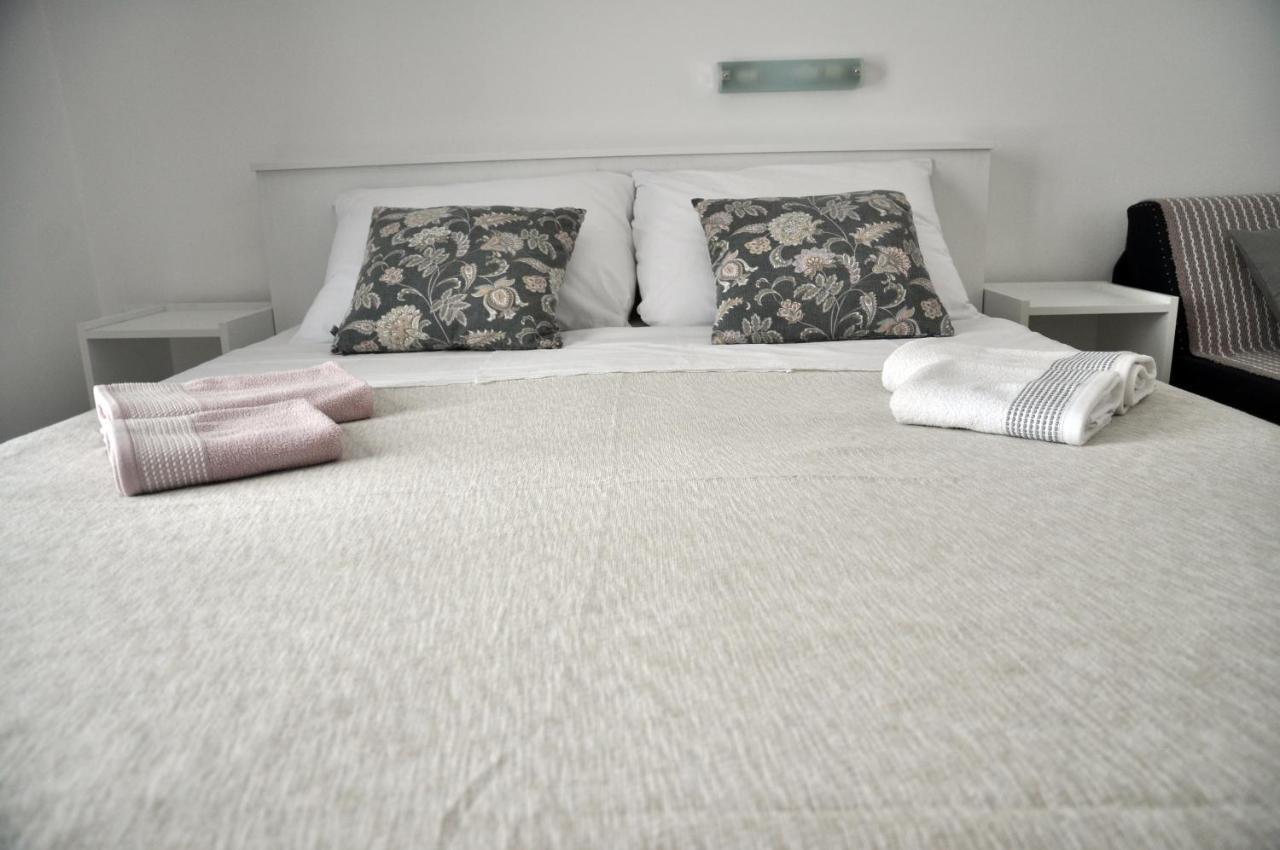 Rose Rooms At Island Of Rab Banjol Bagian luar foto