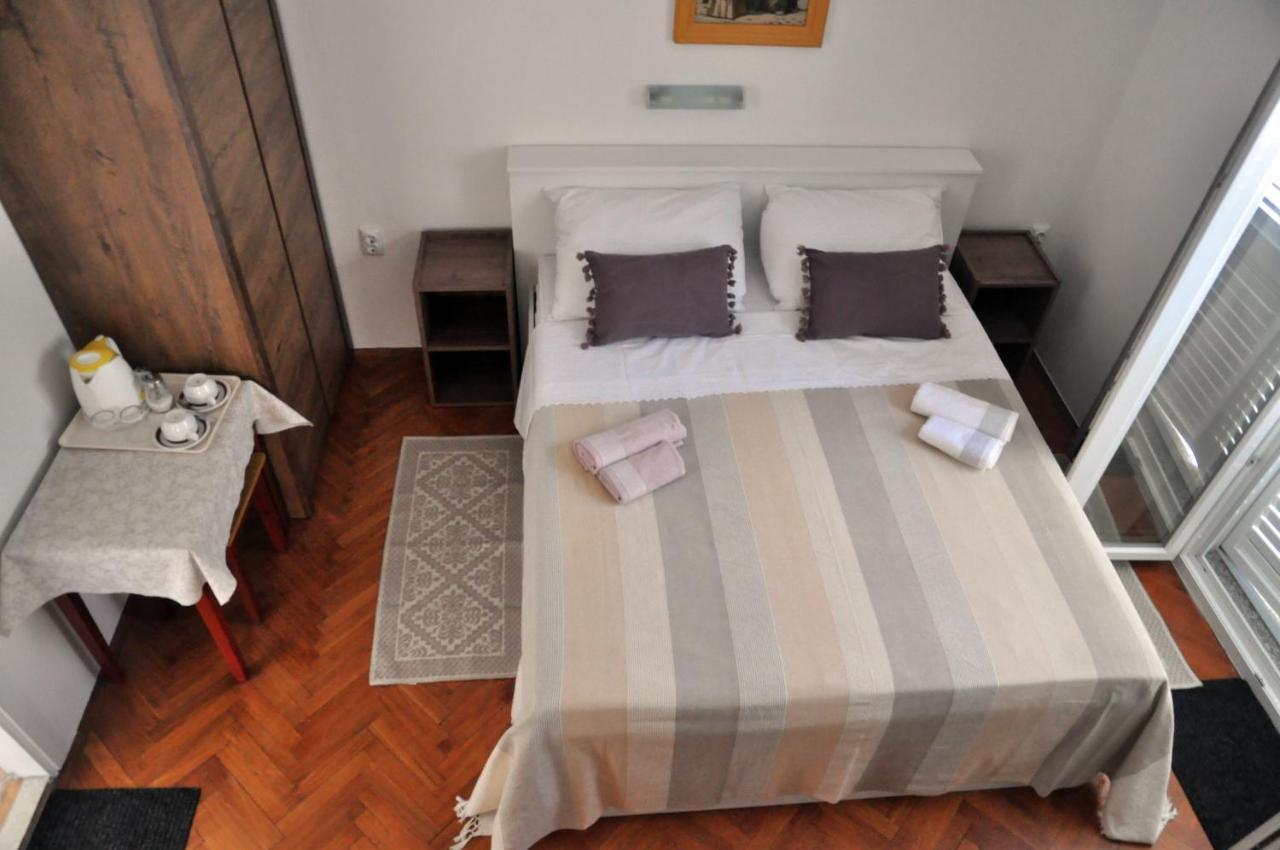 Rose Rooms At Island Of Rab Banjol Bagian luar foto