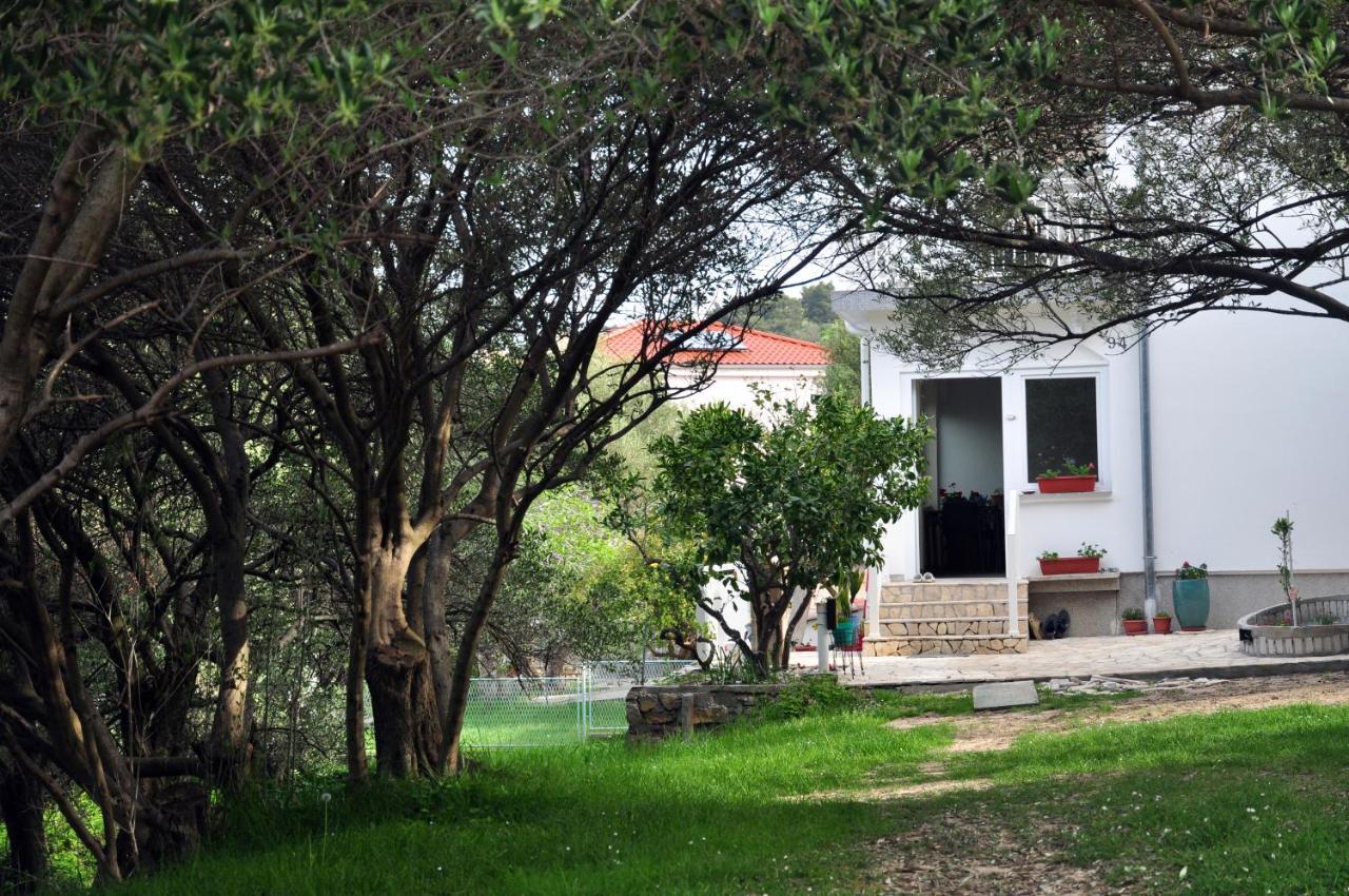 Rose Rooms At Island Of Rab Banjol Bagian luar foto